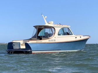 37' Hinckley 2018 Yacht For Sale